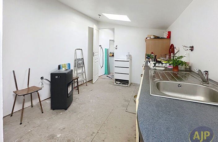 Maison de ville à terminer avec jardin et accès rivière — photo 4