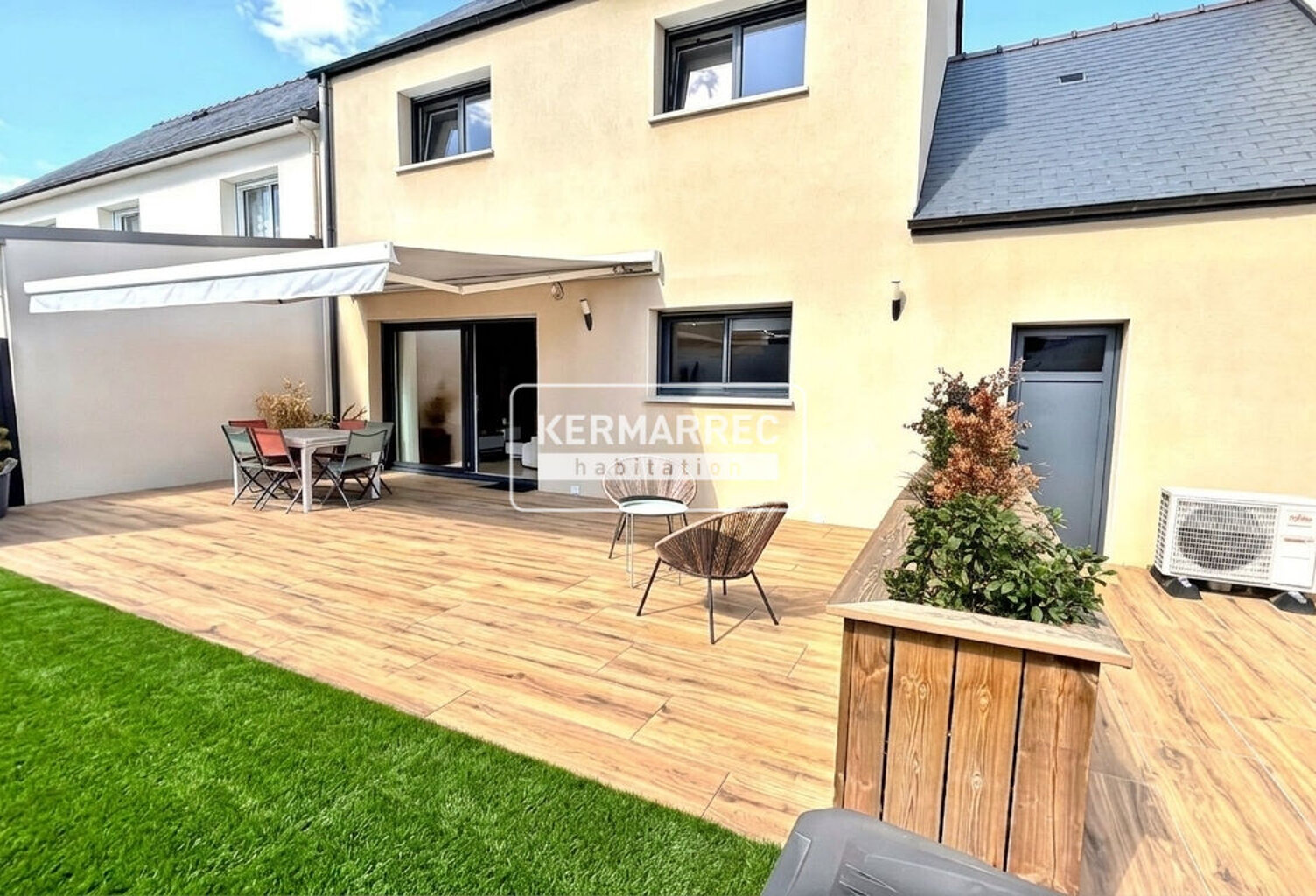 A VENDRE Maison 5 pièces à VITRE101 m² - 345 300  HAI — photo 1