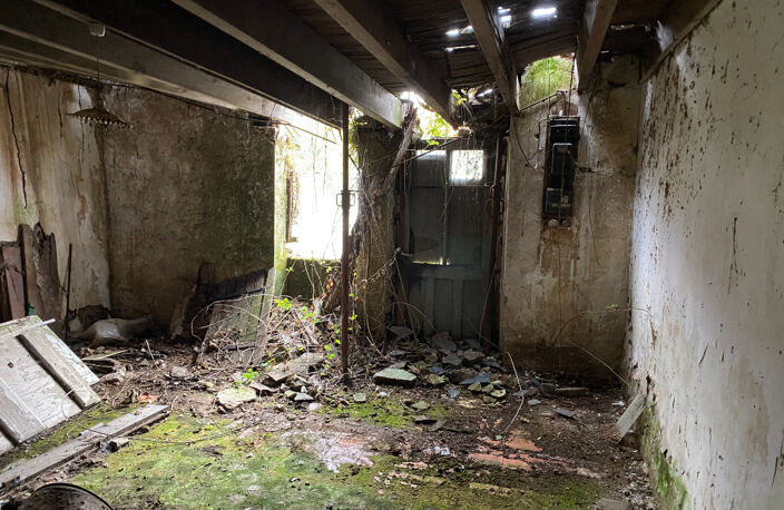 BATISSE EN PIERRE A RENOVER — photo 4