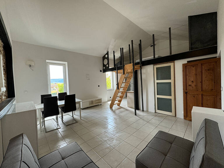 Au coeur du Luberon - Bel appartement T2 duplex meublé climatisé — photo 1