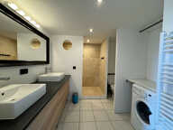 Au coeur du Luberon - Bel appartement T2 duplex meublé climatisé — photo 3