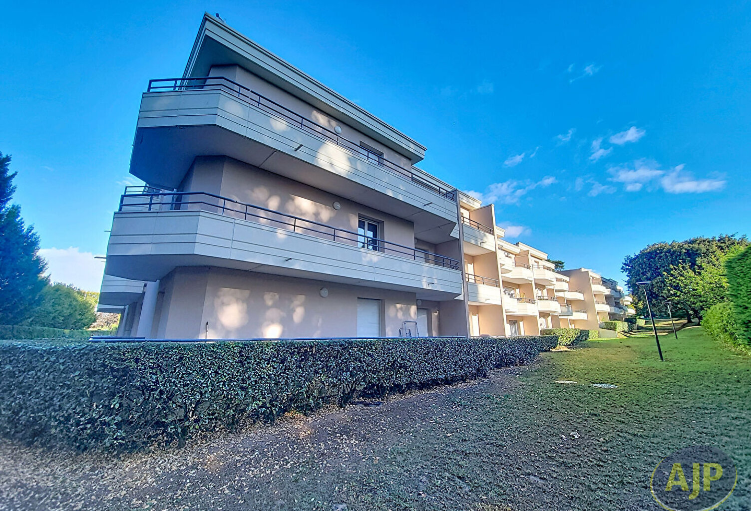 T3 MERIGNAC centre-balcons-Parking — photo 1