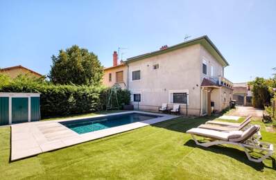 À vendre – Belle maison familiale avec dépendance et piscine – Villeurbanne — photo du bien