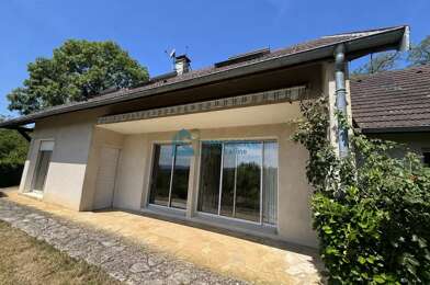 Maison 8 pièces 250000 €