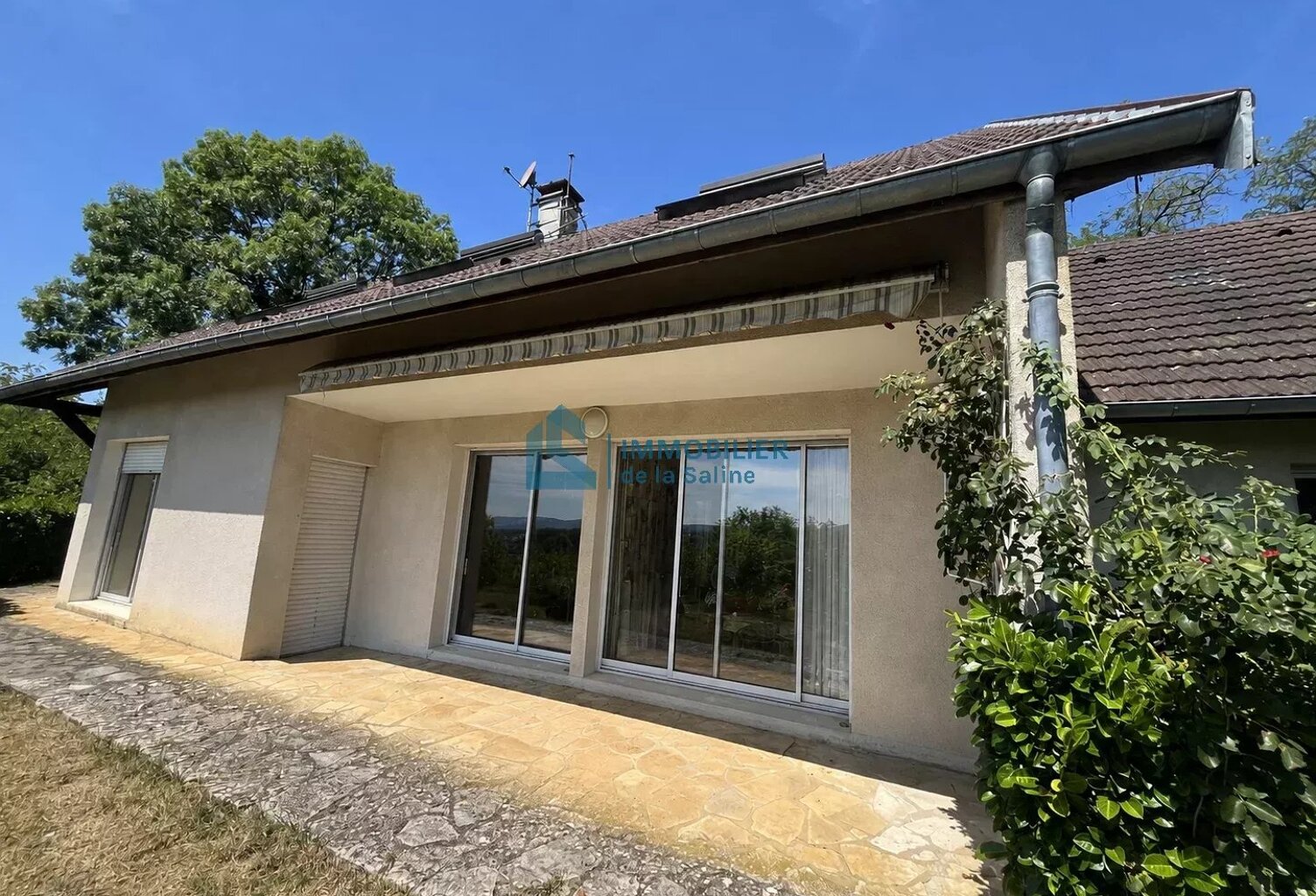 MAISON QUINGEY — photo 1