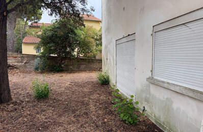 Appartement Sete 4 pièce(s) 74 m2 Jardin 200m2 env  2 parkings — photo du bien