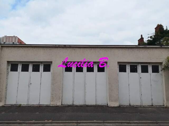 Garage à louer — photo du bien