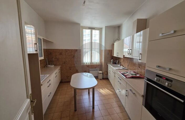 GRAND APPARTEMENT TROIS PIECES MENTON GARE ROUTIERE — photo 5
