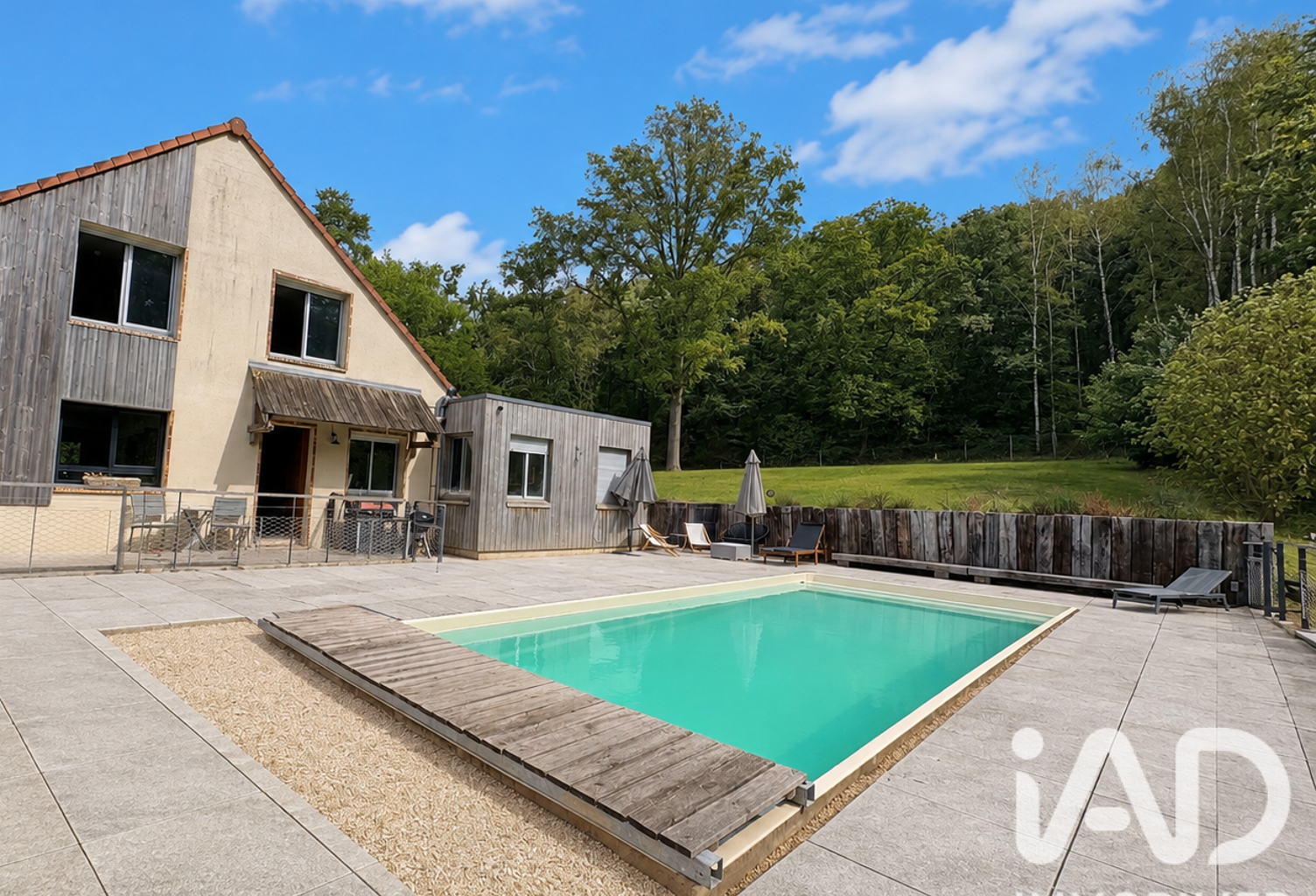 Vente Maison/villa 8 pièces — photo 1