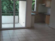 T2 AVEC PARKING ET BALCON — photo 2