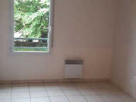 T2 AVEC PARKING ET BALCON — photo 4