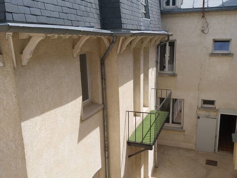 Vente Immeuble 244 m&sup2; — photo 1