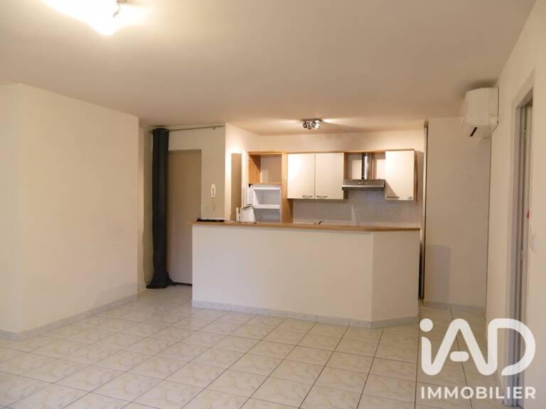 Location Appartement 4 pièces — photo 1