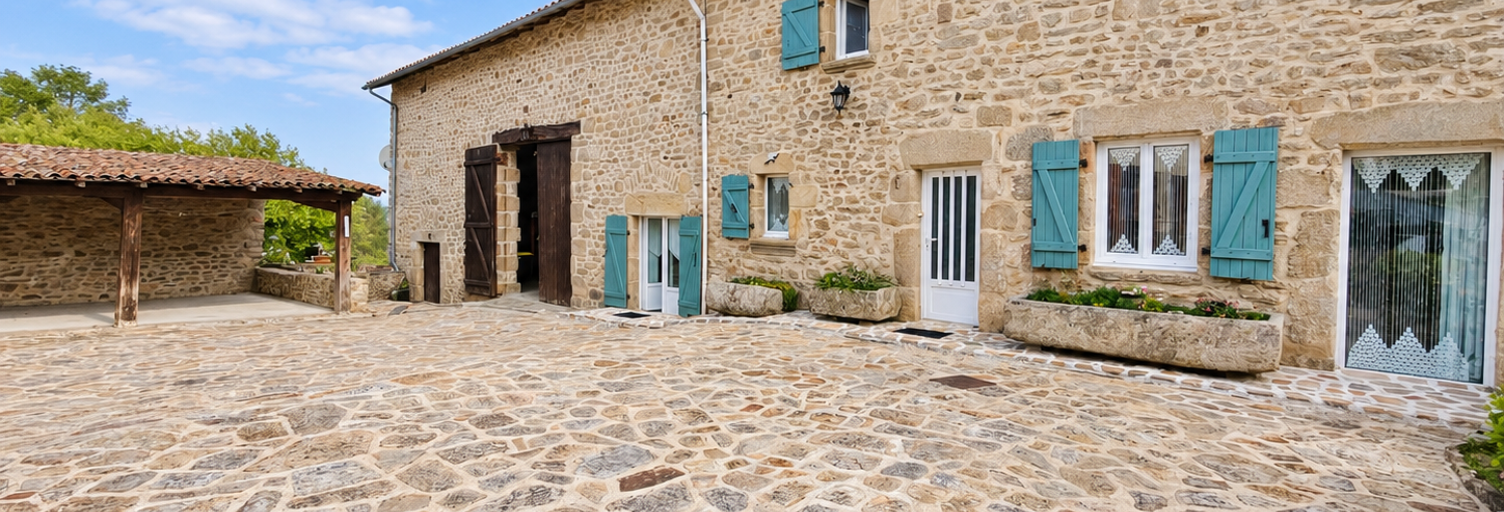 Maison 6 Pièces 159 m² à vendre à Compreignac (87140)