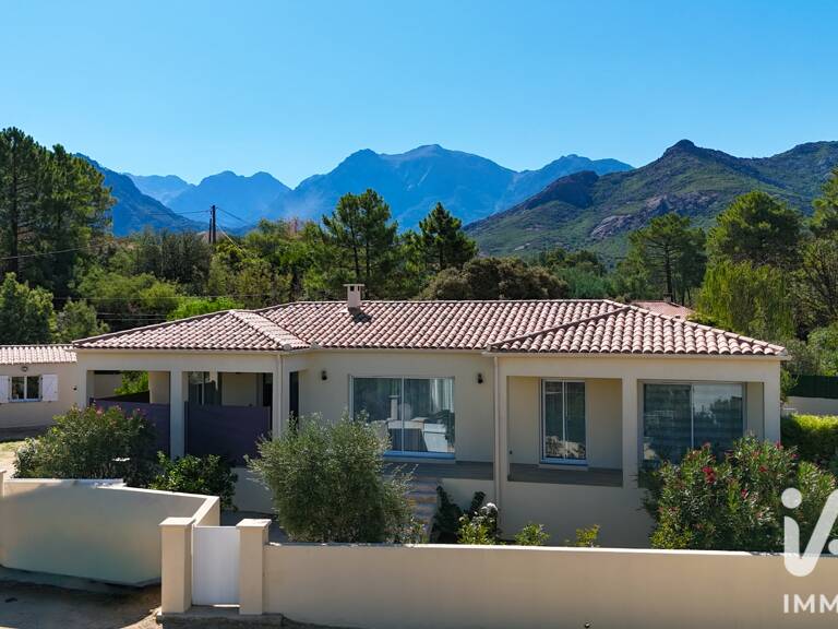 Vente Maison/villa 7 pièces — photo 1