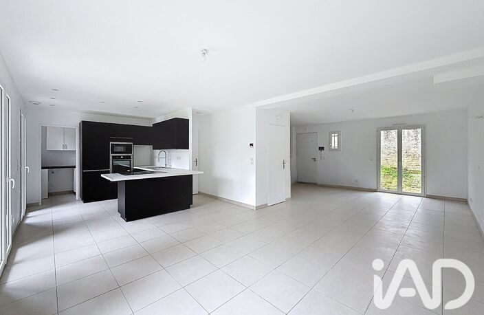 Vente Maison/villa 6 pièces — photo 2