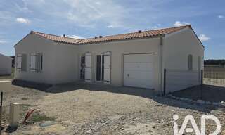 Maison 4 Pièces 86 m² à louer à Réaux-sur-Trèfle (17500)