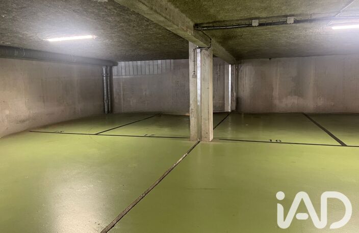Vente Parking 15 m&sup2; — photo 2