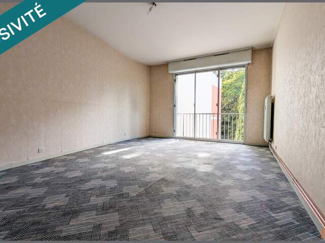 Bd Schuman - Appartement T2 44,63M2 + Balcon + Parking + Cave — photo du bien