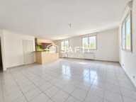 T3 lumineux de 72m² en centre ville d'Avranches — photo 3