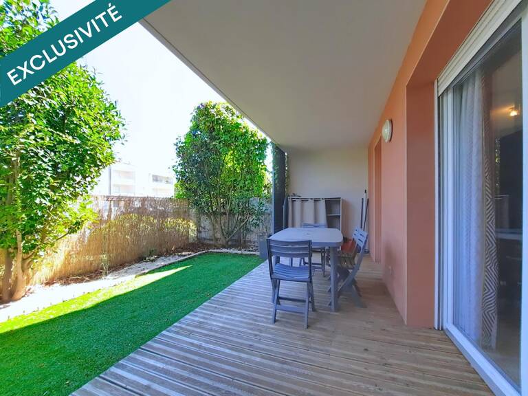 T1 bis en rez-de-jardin avec parking et terrasse — photo 1