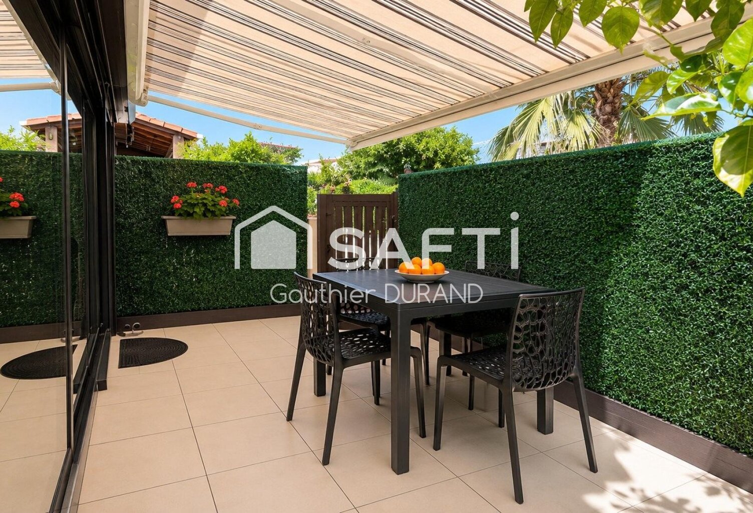 RARE - Maison 3 chambres à 300 m de la plage + Piscine + Panneaux solaires — photo 1