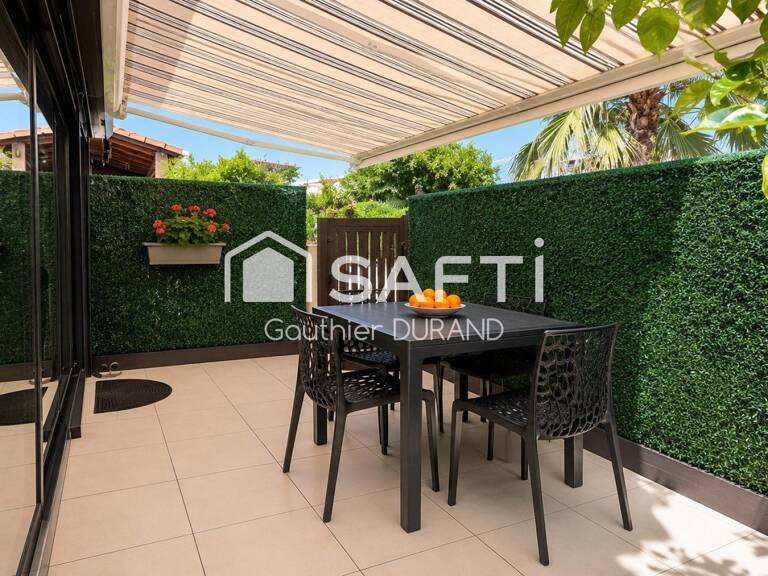 RARE - Maison 3 chambres à 300 m de la plage + Piscine + Panneaux solaires — photo 1