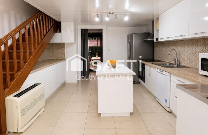 RARE - Maison 3 chambres à 300 m de la plage + Piscine + Panneaux solaires — photo 3