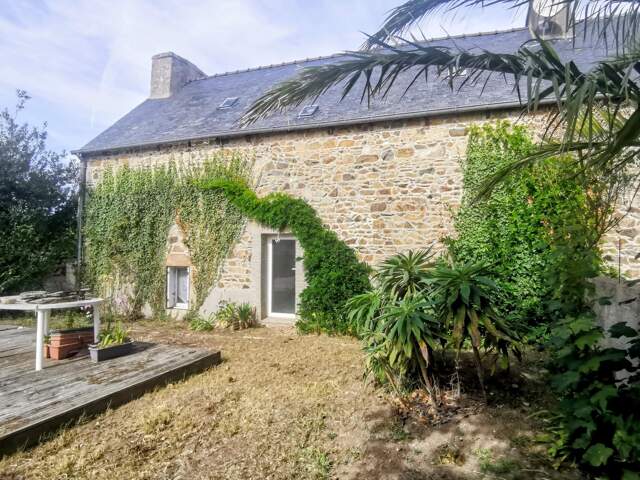 Maison en pierre à rénover — photo du bien