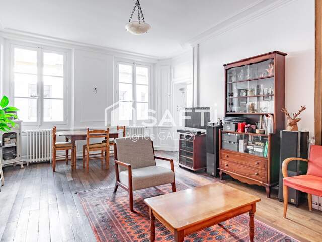 Appartement 2 pièces : charme, central et calme — photo du bien