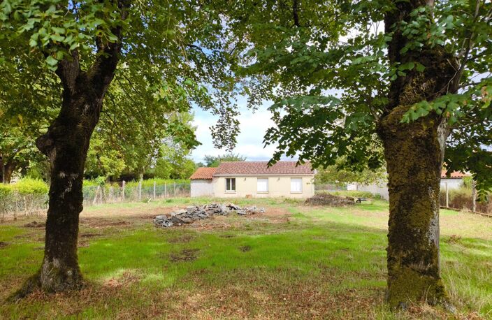 Pavillon de plain-pied à rénover sur grand terrain — photo 2
