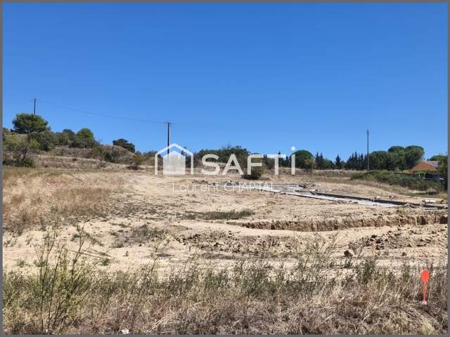 Terrain constructible et viabilisé. — photo du bien
