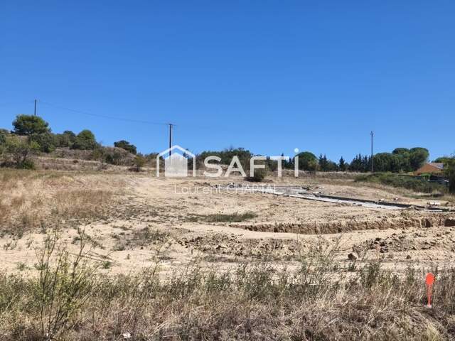 Terrain constructible et viabilisé. — photo du bien