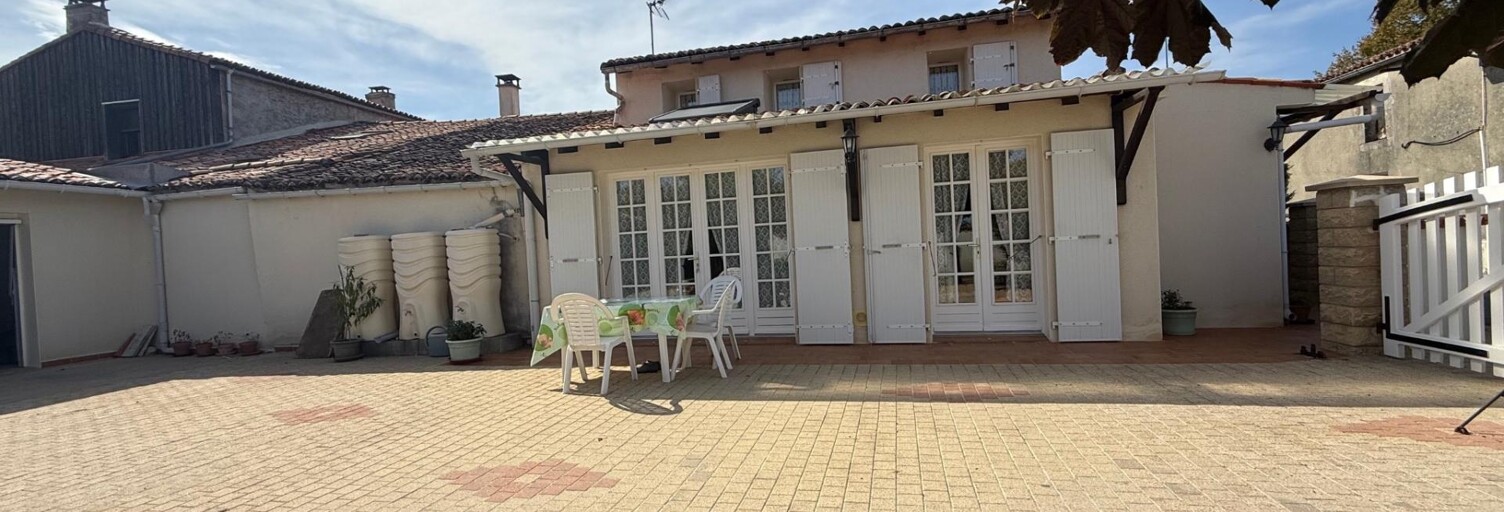 Maison 4 Pièces 89 m² à vendre à Mazeray (17400)