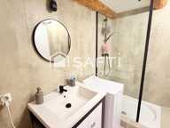 Cadenet  Luberon, Provence : T2 Au calme avec garage, poutres apparentes et mezzanine — photo 4
