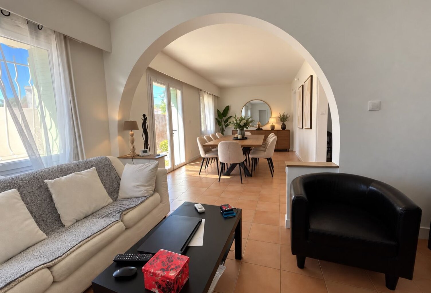 Maison T6 avec garage — photo 1