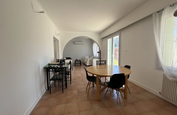 Maison T6 avec garage — photo 4