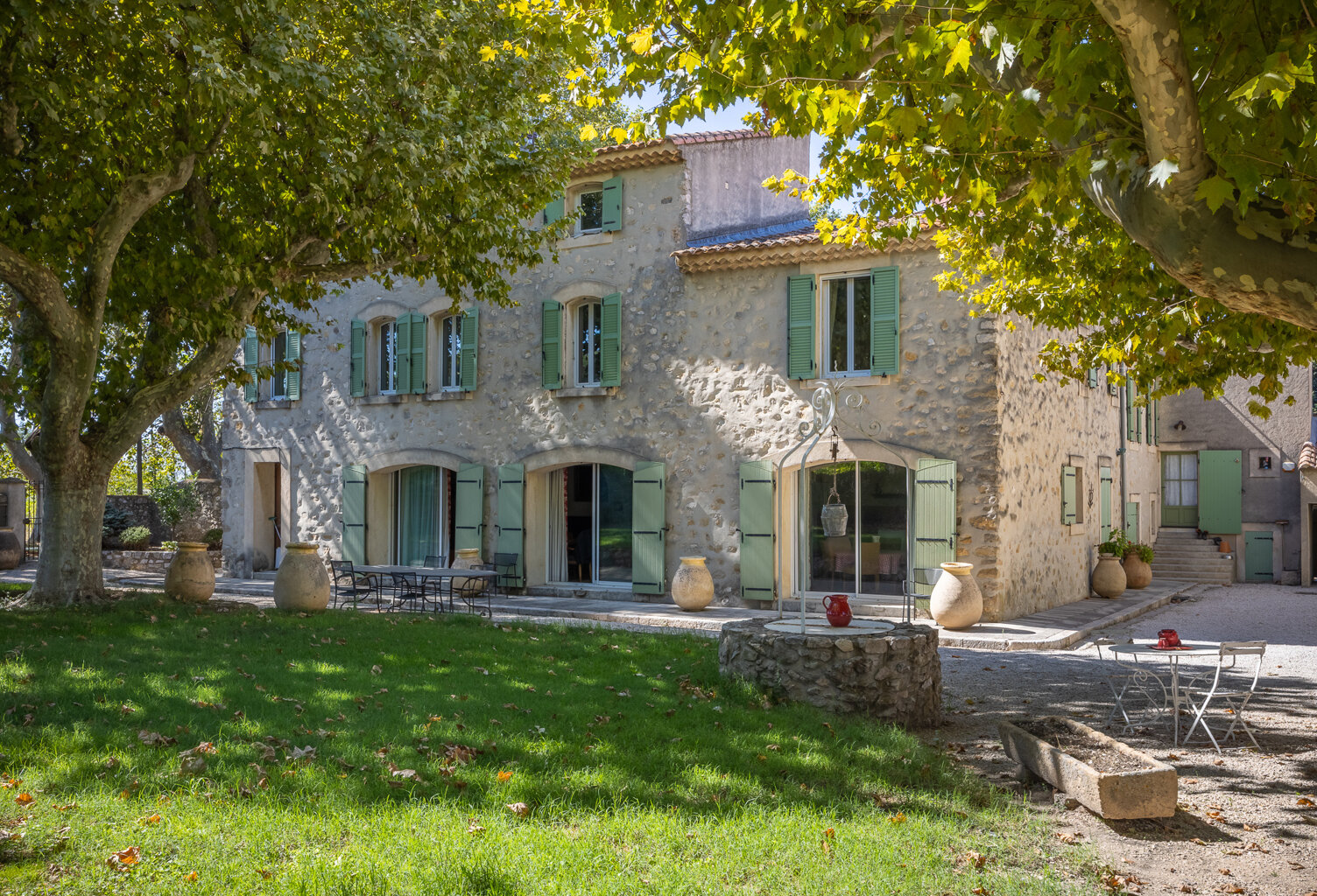 A VENDRE DOMAINE PROVENÇAL D'EXCEPTION À SAINT-VICTORET 1373 — photo 1