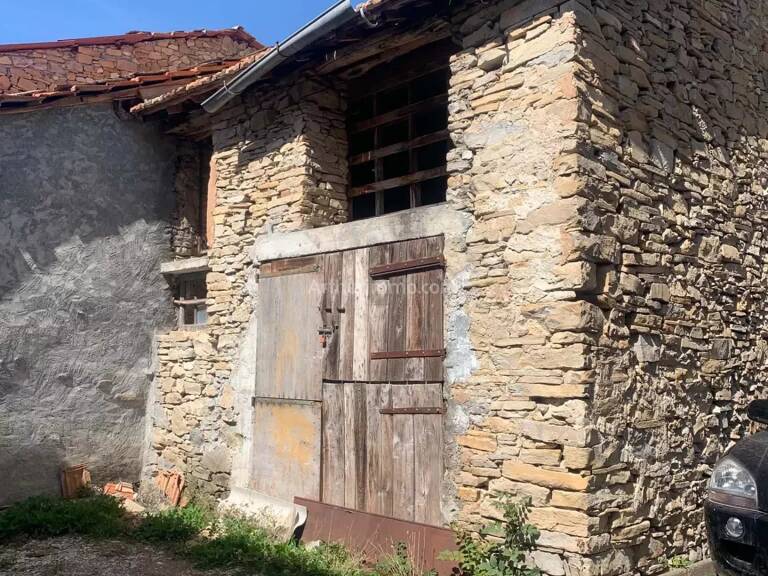 Grande de 84m² et remise de 42m² — photo 1