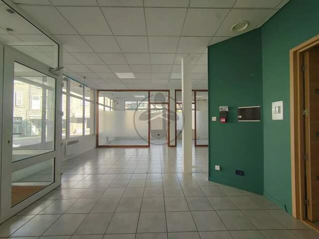 Local commercial — photo du bien
