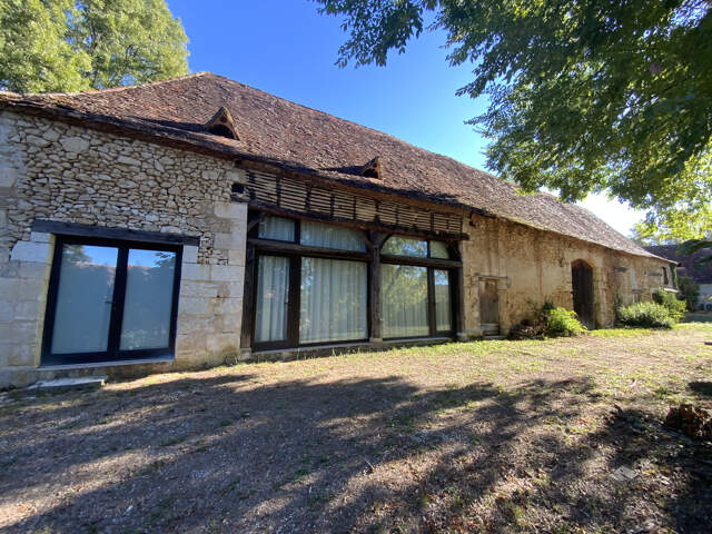 LONGÈRE DE CHARME À RÉNOVER - GRANGE + DÉPENDANCES - 1000 M2 — photo du bien