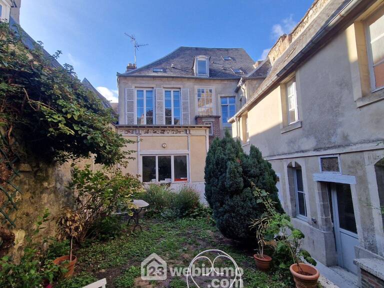 Appartement - 109m² - Laon — photo 1
