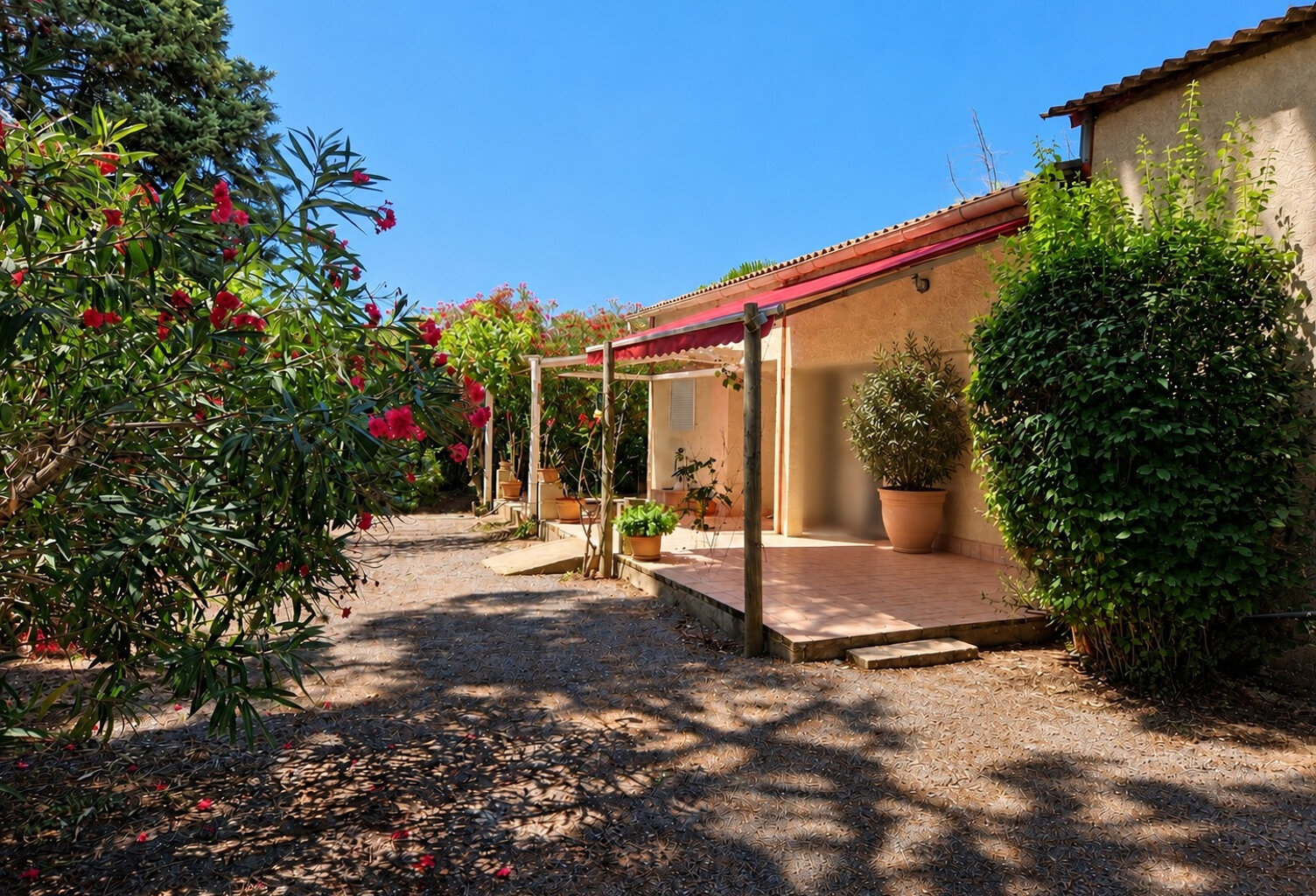 Lunel-Viel - PROPRIÉTÉ DE CHARME SUR PRÈS DE 1,5 HECTARES — photo 1