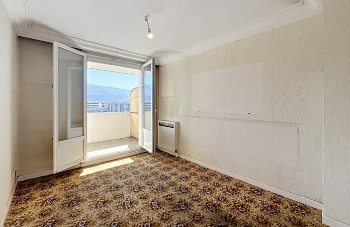 Isère (38) - A Vendre GRENOBLE - Appartement dernier étage T — photo 4