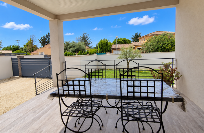 villa-lapalud-84840-piscine-138,50m2habitables-plainpied — photo 3