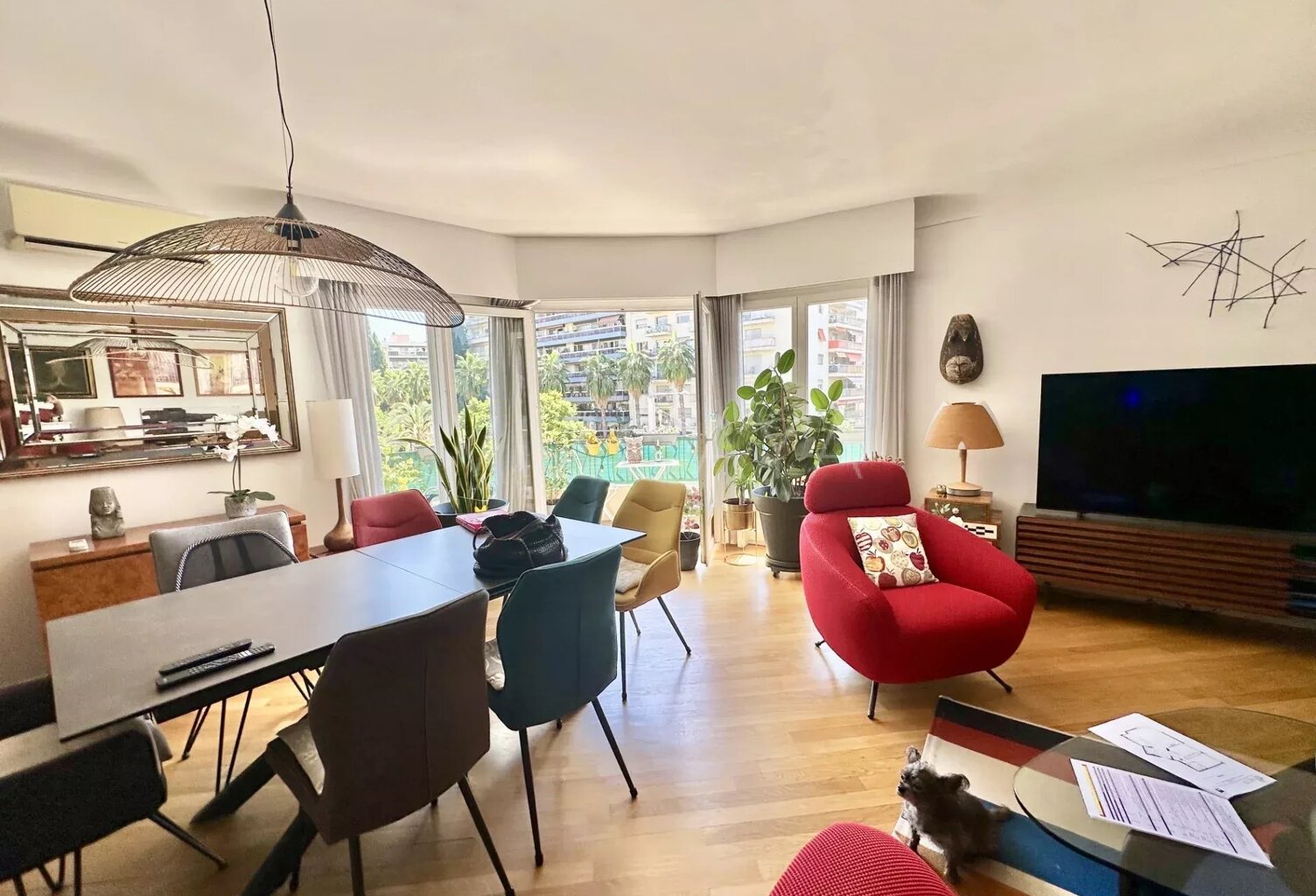 Libération – Appartement 3/4 pièces de 101 m² avec grand balcon — photo 1