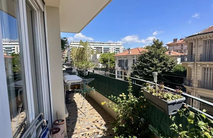 Libération – Appartement 3/4 pièces de 101 m² avec grand balcon — photo 4