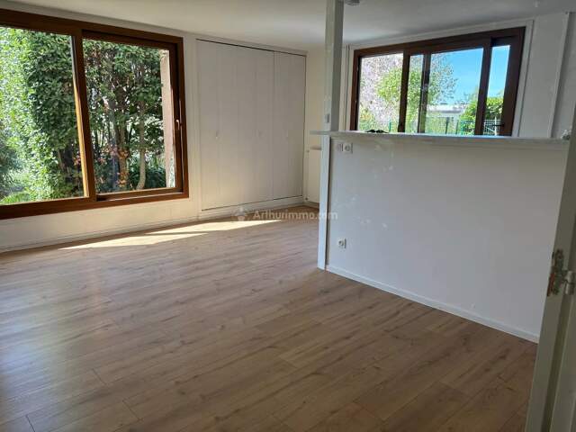 À louer – Très beau T3 de 70 m² avec terrasse de 16 m² – Décines — photo du bien