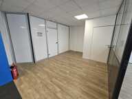 Bureaux 170 m² = 75 m² + 95 m² au 32 rue de Paradis 75010 Paris — photo 4