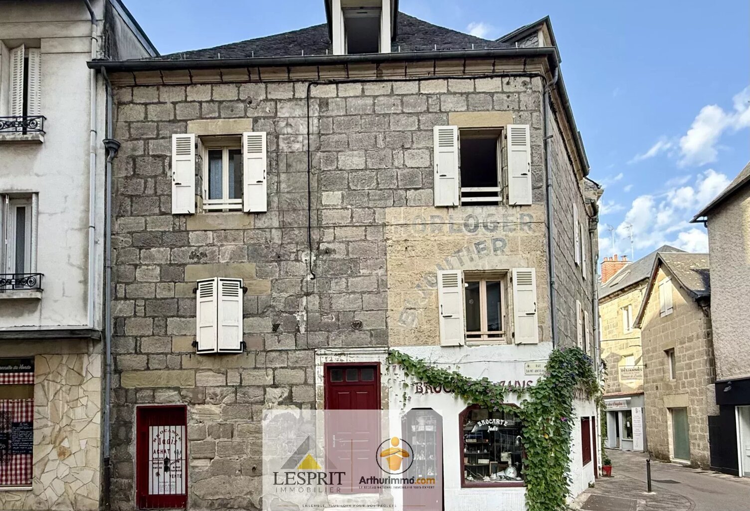 A LOUER APPARTEMENT MEUBLÉ – 3 PIÈCES – CENTRE-VILLE DE BRIVE — photo 1